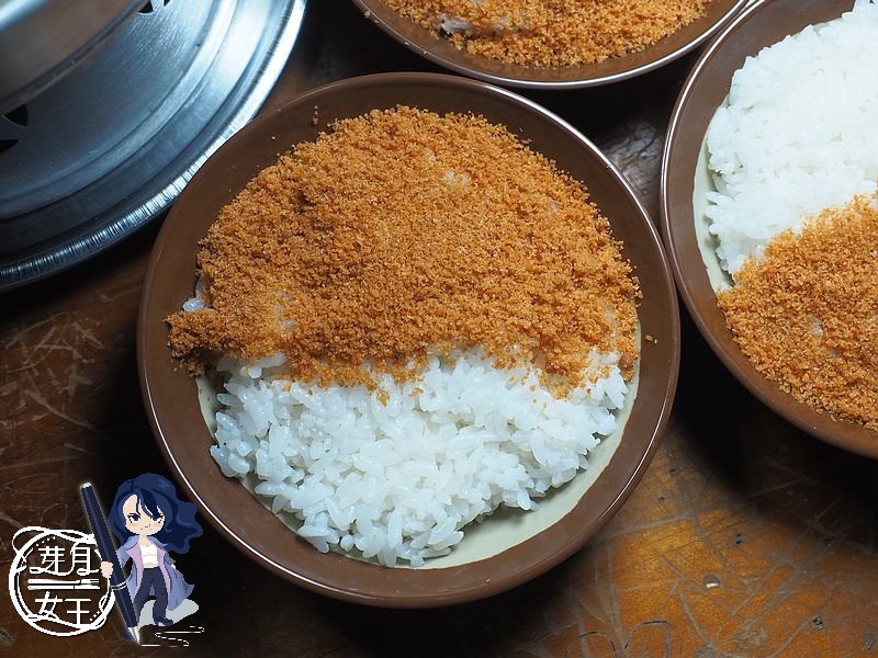 市井小火鍋,新開幕,楊梅分局,楊梅小火鍋,楊梅火車站,楊梅美食,楊梅酸菜魚,比酸菜魚還要好吃的火鍋雞,火鍋雞,薑太宮,買一送一