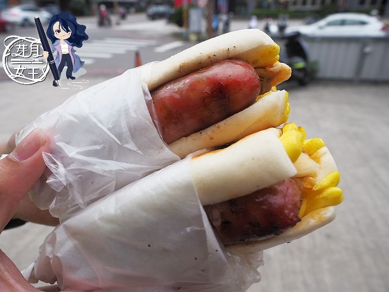 國3,大溪下午茶,大溪交流道,大溪美食,大溪香腸哥,排隊,腸香絲守,銀絲卷包香腸,銀絲卷包鹹豬肉,預約,食尚玩家推薦