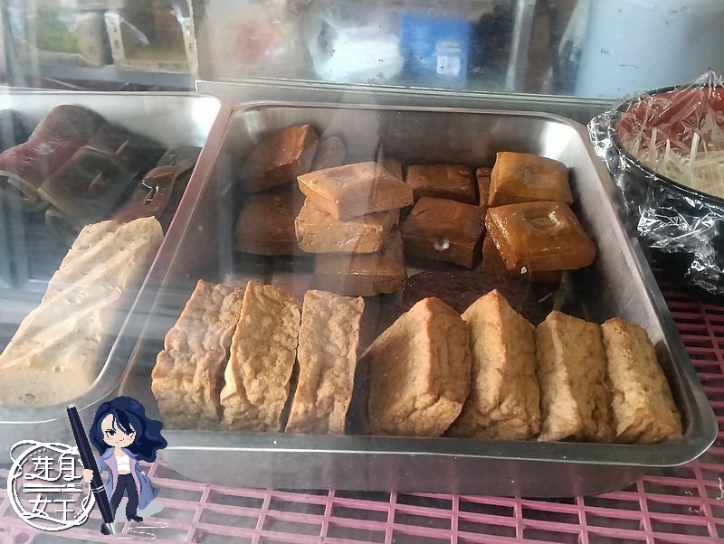 中壢美食,過嶺,中壢好市多,電研路,李小吃,紅燒牛腩飯100元,無扛捧,隱藏版