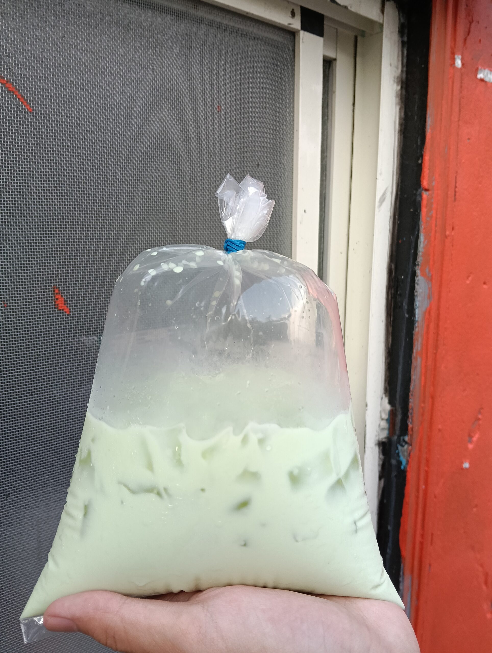 中壢美食,中壢飲料,士校,暴打前女友,暴打前男友,泰式奶茶老撾咖啡,袋裝,龍岡圖書館,龍岡美食,龍東路