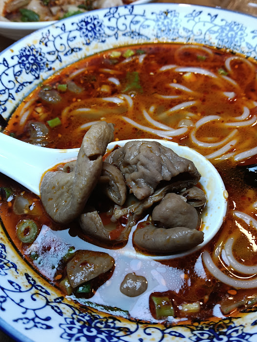 中壢美食,內壢美食,巷子重慶小麵,復華街,狼牙土豆,肥腸麵,酸辣粉,重慶小麵,限量,隱藏版,雜醬