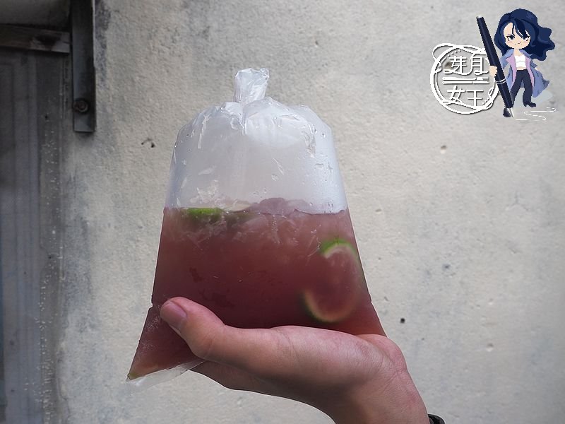 中壢美食,中壢飲料,士校,暴打前女友,暴打前男友,泰式奶茶老撾咖啡,袋裝,龍岡圖書館,龍岡美食,龍東路