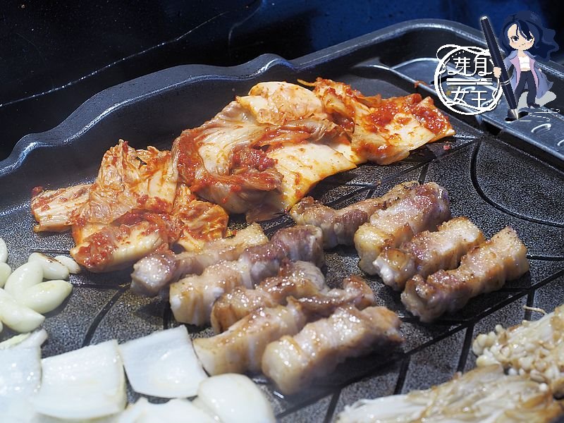 Unclepbq韓式烤肉 ,叔叔PBQ,中壢韓式美食,中原大學,柏德廣場,火焰烤肉,馬鈴薯排骨湯,預約,套餐,