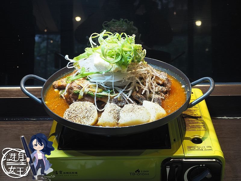Unclepbq韓式烤肉 ,叔叔PBQ,中壢韓式美食,中原大學,柏德廣場,火焰烤肉,馬鈴薯排骨湯,預約,套餐,