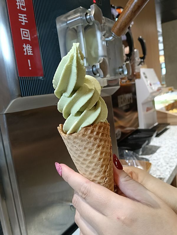 桃園中壢美食-売鍋-中壢龍岡店-商業午餐不用400元還有自助吧吃到飽,數種湯底令人驚艷 (邀約) @民宿女王芽月-美食.旅遊.全台趴趴走 @民宿女王芽月-美食.旅遊.全台趴趴走
