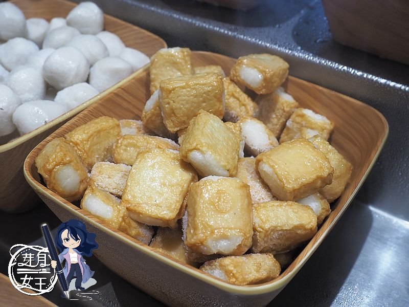 桃園中壢美食-売鍋-中壢龍岡店-商業午餐不用400元還有自助吧吃到飽,數種湯底令人驚艷 (邀約) @民宿女王芽月-美食.旅遊.全台趴趴走 @民宿女王芽月-美食.旅遊.全台趴趴走