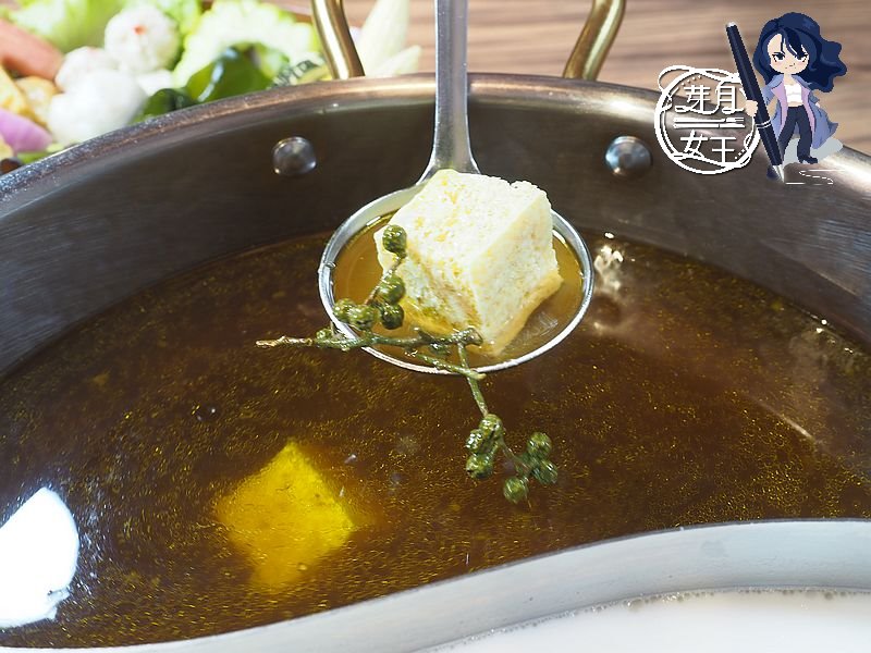 桃園中壢美食-売鍋-中壢龍岡店-商業午餐不用400元還有自助吧吃到飽,數種湯底令人驚艷 (邀約) @民宿女王芽月-美食.旅遊.全台趴趴走 @民宿女王芽月-美食.旅遊.全台趴趴走