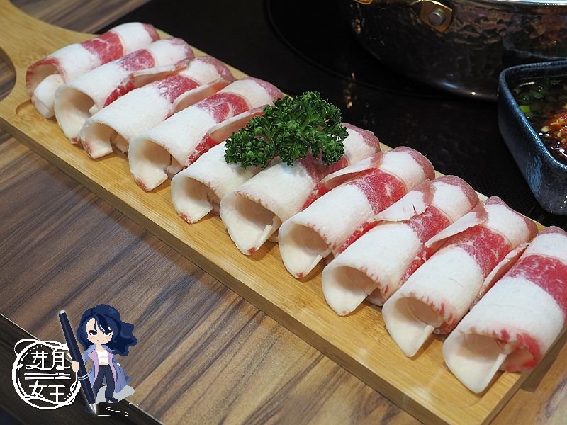 桃園中壢美食-売鍋-中壢龍岡店-商業午餐不用400元還有自助吧吃到飽,數種湯底令人驚艷 (邀約) @民宿女王芽月-美食.旅遊.全台趴趴走 @民宿女王芽月-美食.旅遊.全台趴趴走