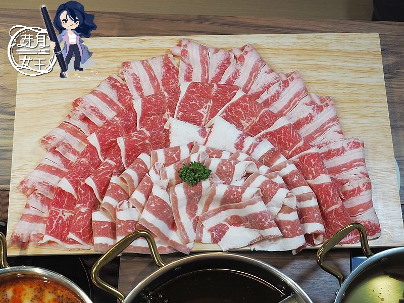 桃園中壢美食-売鍋-中壢龍岡店-商業午餐不用400元還有自助吧吃到飽,數種湯底令人驚艷 (邀約) @民宿女王芽月-美食.旅遊.全台趴趴走 @民宿女王芽月-美食.旅遊.全台趴趴走