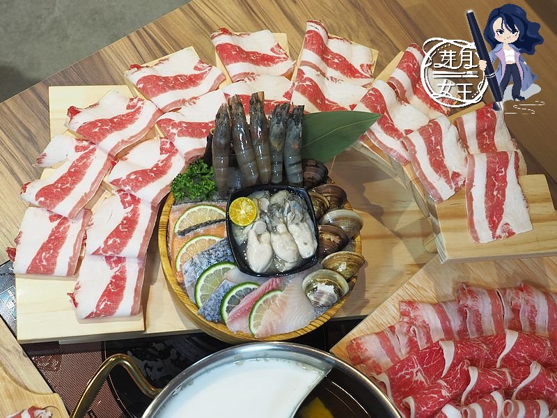 桃園中壢美食-売鍋-中壢龍岡店-商業午餐不用400元還有自助吧吃到飽,數種湯底令人驚艷 (邀約) @民宿女王芽月-美食.旅遊.全台趴趴走 @民宿女王芽月-美食.旅遊.全台趴趴走