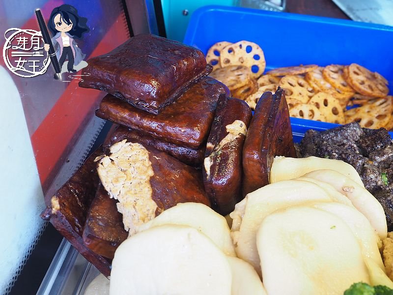 桃園中壢美食-追蕾醬香黑鴨中壢店-現煮現滷的焦糖香滷味,鴨頭鴨脖香辣好吃!! (邀約) @民宿女王芽月-美食.旅遊.全台趴趴走 @民宿女王芽月-美食.旅遊.全台趴趴走