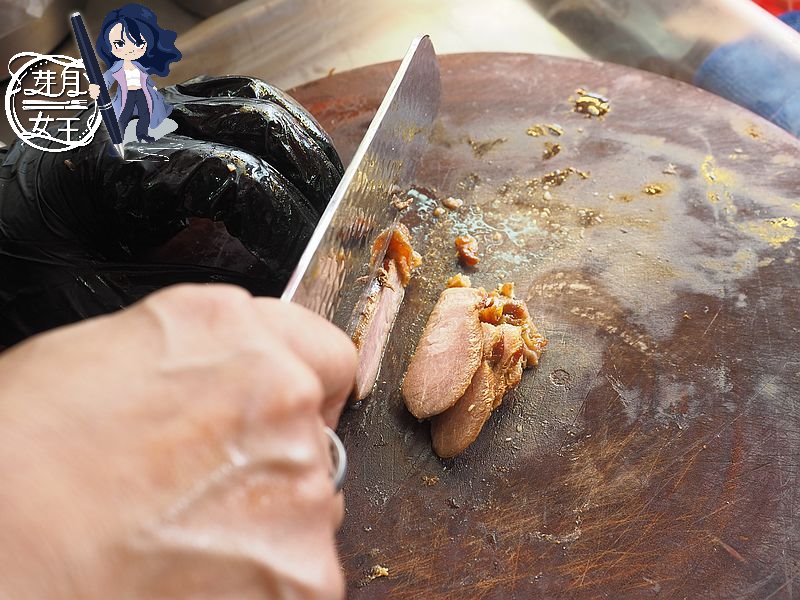 桃園中壢美食-追蕾醬香黑鴨中壢店-現煮現滷的焦糖香滷味,鴨頭鴨脖香辣好吃!! (邀約) @民宿女王芽月-美食.旅遊.全台趴趴走 @民宿女王芽月-美食.旅遊.全台趴趴走