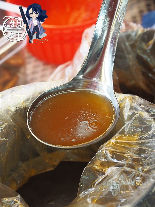 桃園中壢美食-追蕾醬香黑鴨中壢店-現煮現滷的焦糖香滷味,鴨頭鴨脖香辣好吃!! (邀約) @民宿女王芽月-美食.旅遊.全台趴趴走 @民宿女王芽月-美食.旅遊.全台趴趴走