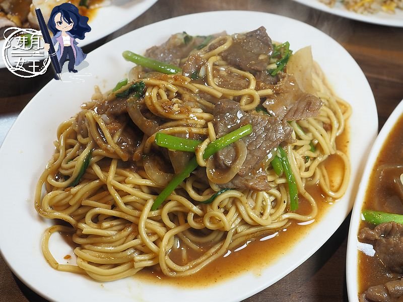 桃園美食, 中壢美食, 牛饌, 牛肉料理, 炒飯, 炒麵, 牛肉鍋, 百元料理, 學區美食, 健行科大美食, 桃園牛肉鍋, 中壢牛肉麵