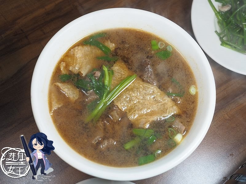 桃園美食, 中壢美食, 牛饌, 牛肉料理, 炒飯, 炒麵, 牛肉鍋, 百元料理, 學區美食, 健行科大美食, 桃園牛肉鍋, 中壢牛肉麵