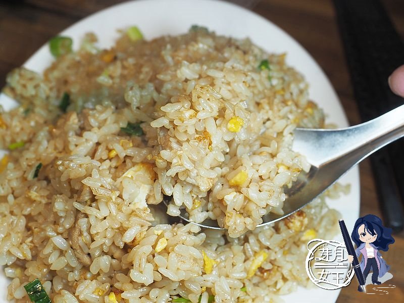 桃園美食, 中壢美食, 牛饌, 牛肉料理, 炒飯, 炒麵, 牛肉鍋, 百元料理, 學區美食, 健行科大美食, 桃園牛肉鍋, 中壢牛肉麵