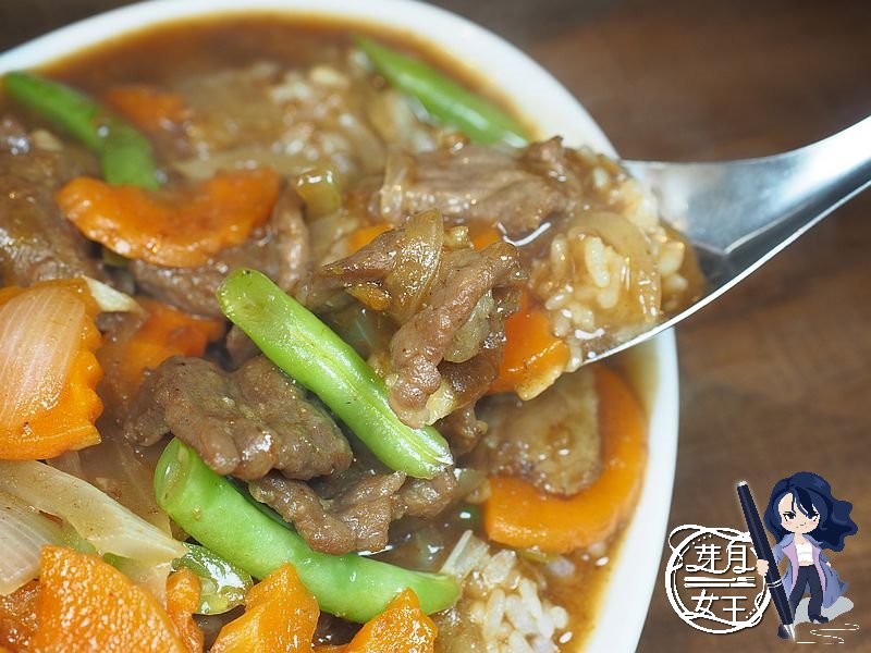 桃園美食, 中壢美食, 牛饌, 牛肉料理, 炒飯, 炒麵, 牛肉鍋, 百元料理, 學區美食, 健行科大美食, 桃園牛肉鍋, 中壢牛肉麵
