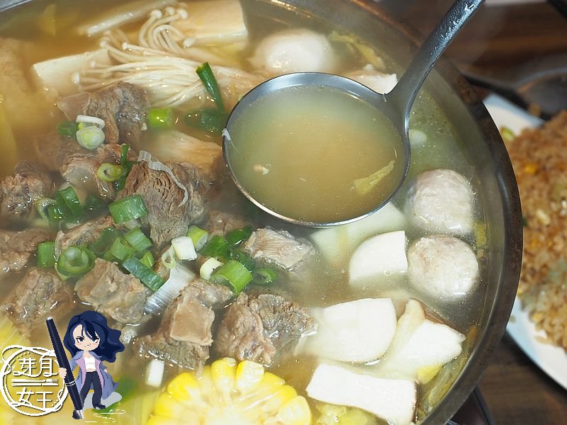 桃園美食, 中壢美食, 牛饌, 牛肉料理, 炒飯, 炒麵, 牛肉鍋, 百元料理, 學區美食, 健行科大美食, 桃園牛肉鍋, 中壢牛肉麵