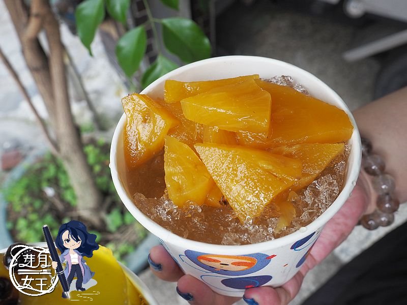 桃園美食, 桃園冰品, 鳳梨冰, 蜜鳳梨, 古早味, 桃園藝文特區, 慈文路美食, 三輪車冰, 手工粉粿, 夏天吃冰, 職人精神, 天然美味, 桃園必吃