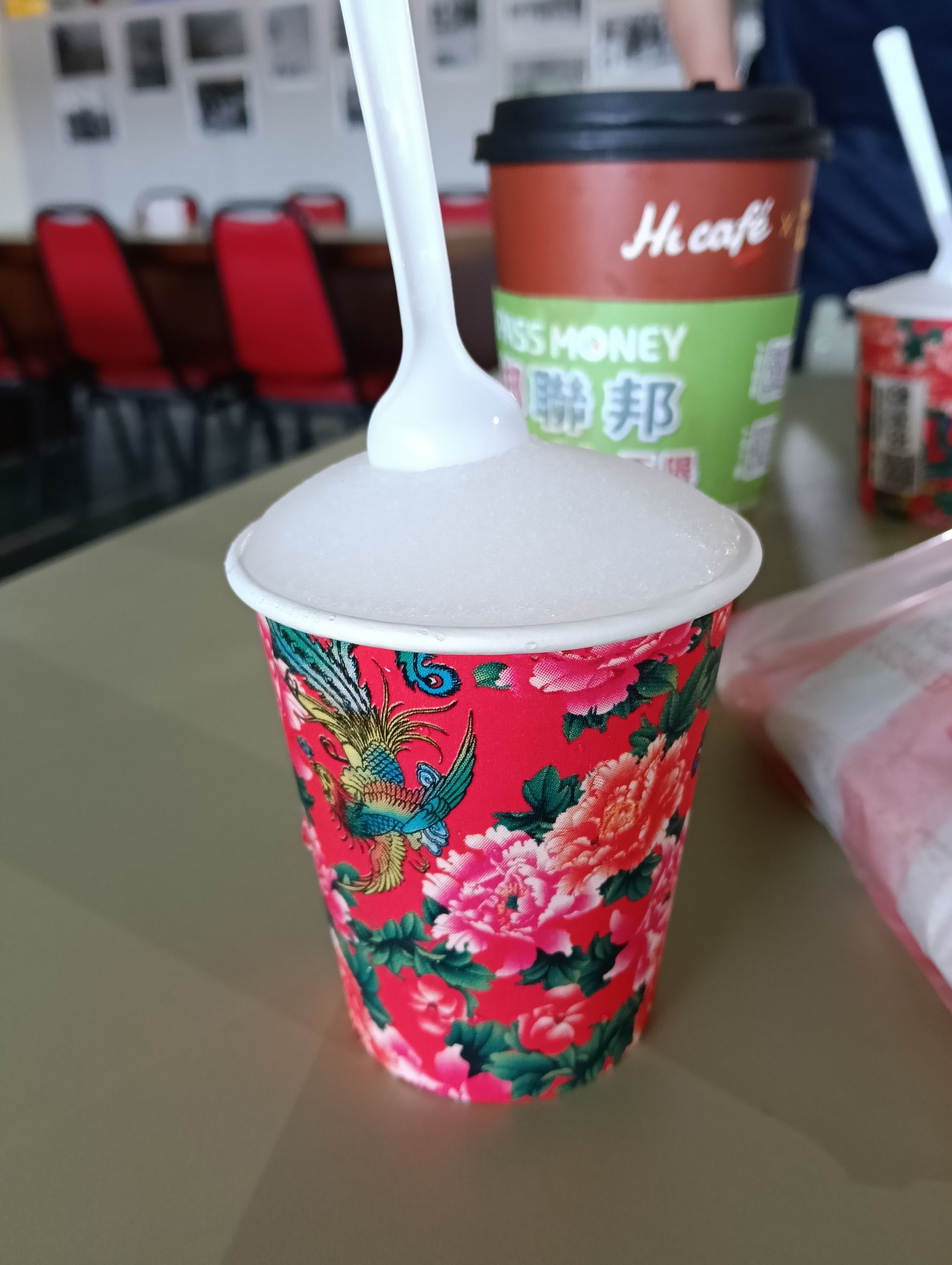 2026新竹旅行,古早味冰,客家美食,家庭號冰品,新竹冰店,新竹竹東美食,榮祺冰舖,竹東中央市場,綿綿冰,芋頭冰