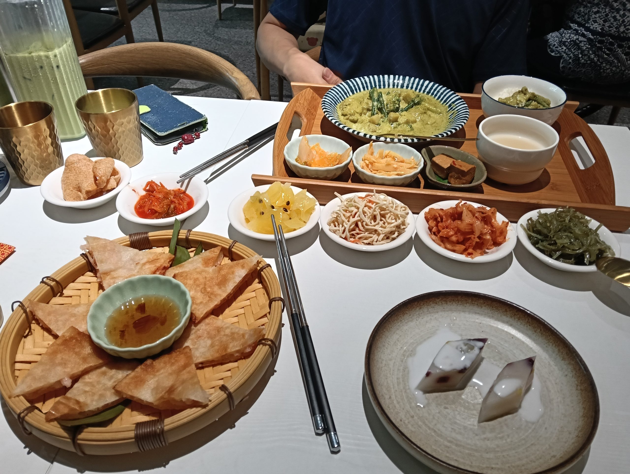 新北土城美食-饗拋拋 (Siam Kaprao)-平價泰式套餐超划算,逛完賣場還可以自助吧吃到飽 (邀約) @民宿女王芽月-美食.旅遊.全台趴趴走 @民宿女王芽月-美食.旅遊.全台趴趴走