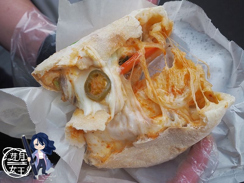 桃園美食,中壢美食,喫餅兵,披薩包,起司,桃園小吃,中壢小吃,內壢美食,台灣美食,2026台灣美食