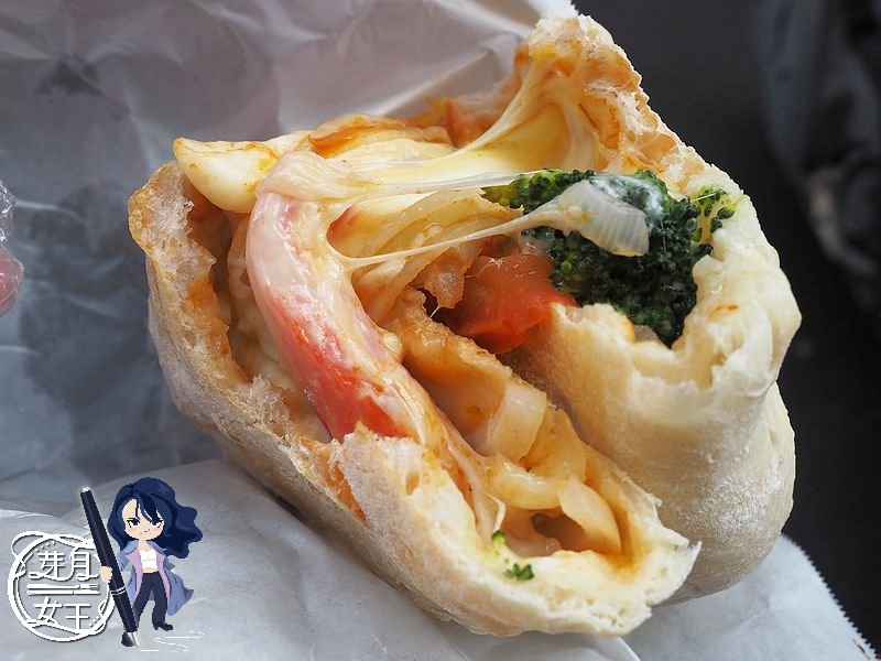 桃園美食,中壢美食,喫餅兵,披薩包,起司,桃園小吃,中壢小吃,內壢美食,台灣美食,2026台灣美食