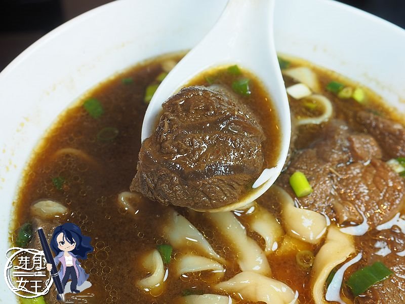 桃園楊梅美食-豪客牛麵食館-一口氣介紹九種湯頭,蒜香牛肉麵獨特又好吃 (邀約) @民宿女王芽月-美食.旅遊.全台趴趴走 @民宿女王芽月-美食.旅遊.全台趴趴走