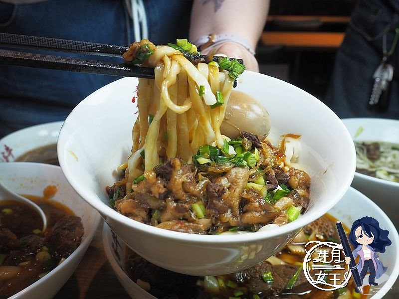 桃園楊梅美食-豪客牛麵食館-一口氣介紹九種湯頭,蒜香牛肉麵獨特又好吃 (邀約) @民宿女王芽月-美食.旅遊.全台趴趴走 @民宿女王芽月-美食.旅遊.全台趴趴走