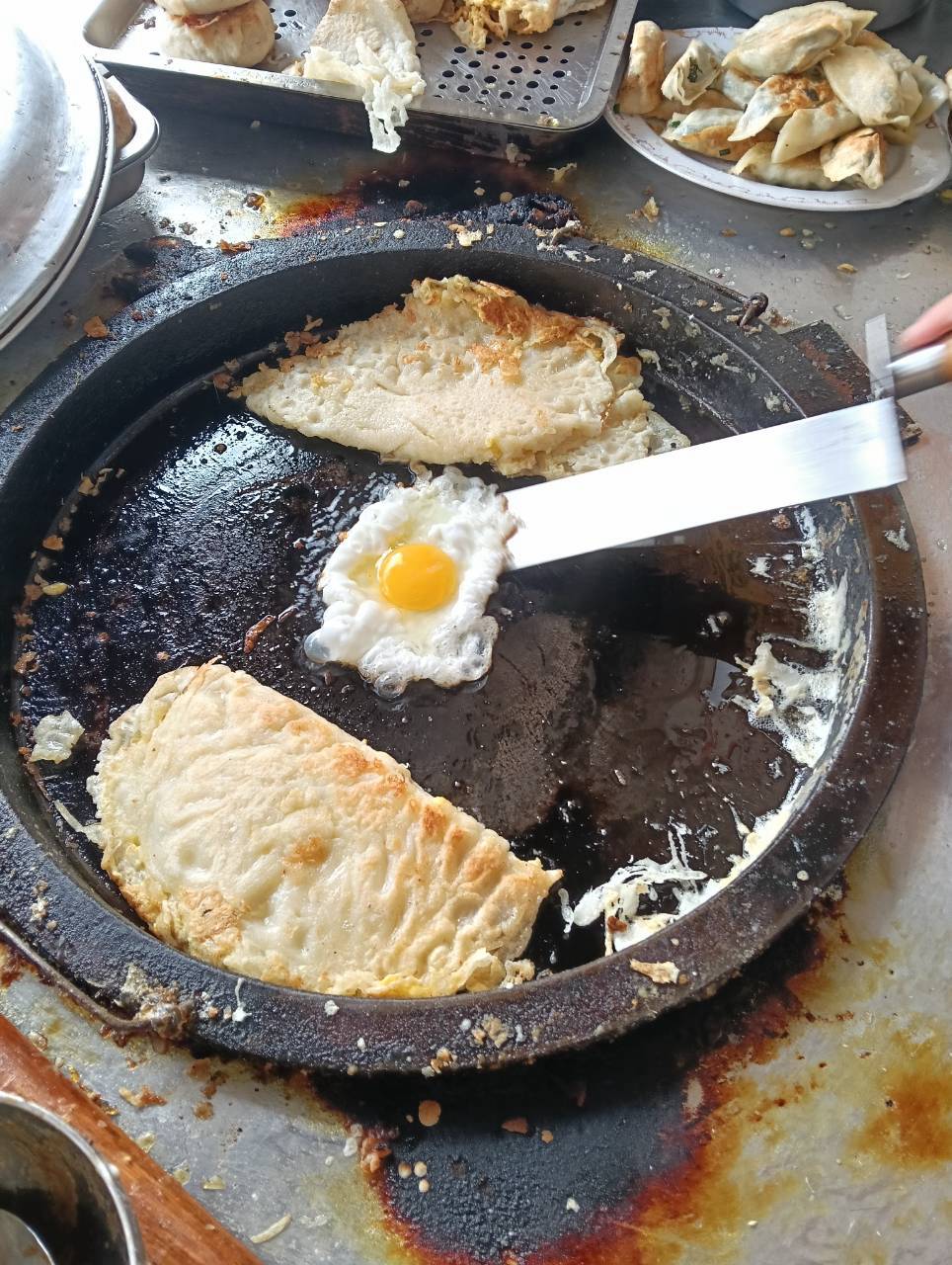 桃園八德早餐,柴家麵線煎包,手工粉漿蛋餅,韭菜煎餃,高麗菜煎餃,八德美食,桃園早餐推薦,古早味蛋餅,隱藏版美食,2026台灣旅行