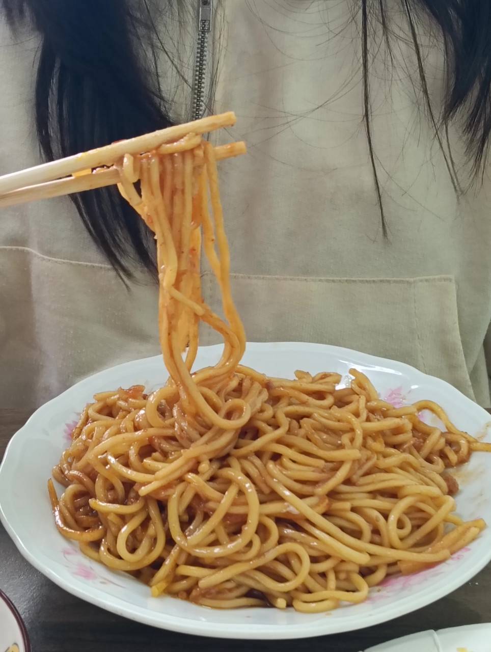 桃園龍潭李記手粉漿蛋餅,粉漿蛋餅,桃園美食,古早味蛋餅,李記手工粉漿蛋餅,雙蛋蛋餅,韓式豬排蛋餅,招牌炒麵,桃園在地美食,2026桃園旅行