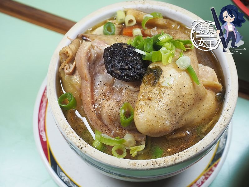 新北湖口美食,老五鹹粥,湖口滷肉飯,新竹美食,老五鹹粥菜單,波霸滷肉飯,客家風味菜尾湯,紅燒豬腳飯,餓鄰骨煲,2026新北旅行